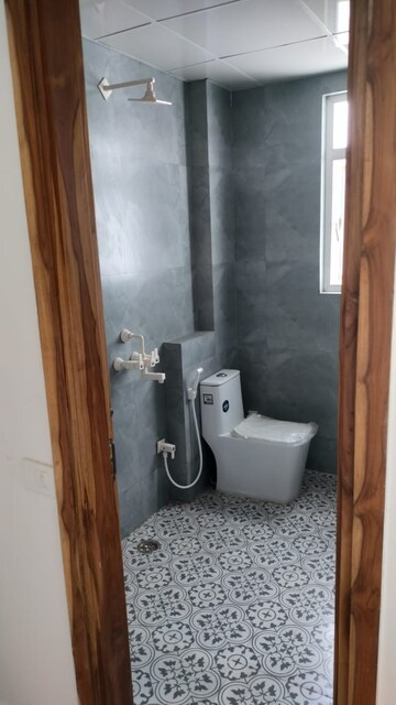 Bathroom in 6+ BHK Independent House at Unitech The Palms, Sector 117 – for Sale