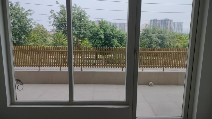 Balcony, unitech-the-palms 6+ Bedroom 231 Sq.Mt. Independent House In Sector 117 Noida 9614212