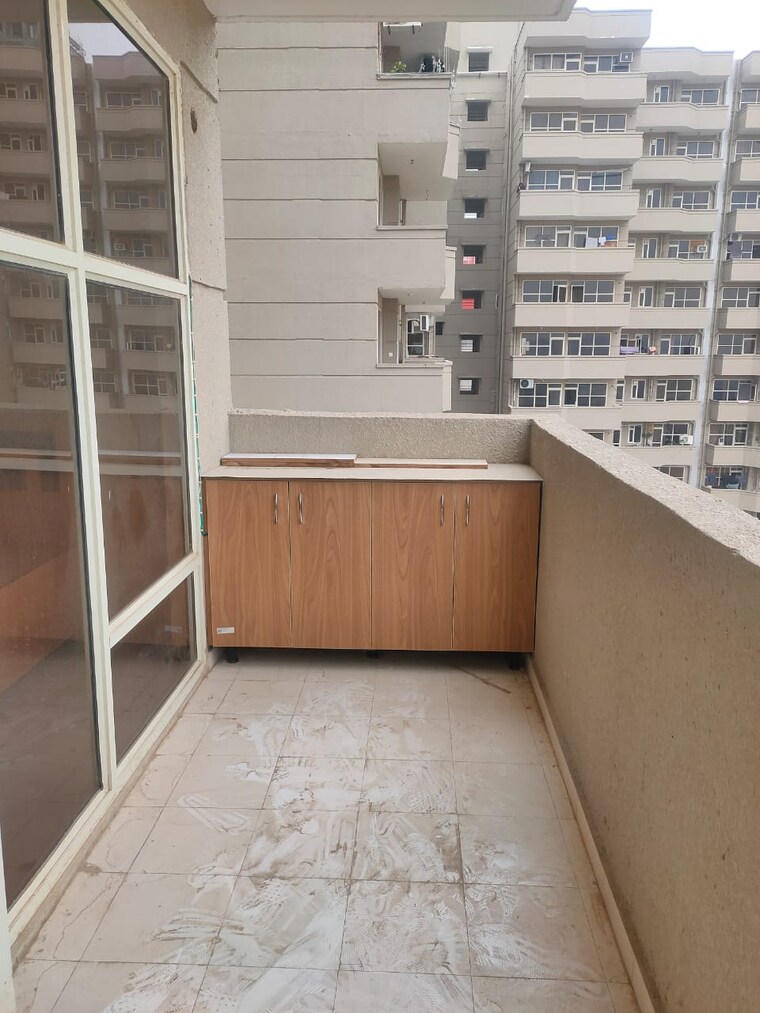 Balcony, pyramid-pride 2 Bedroom 698 Sq.Ft. Apartment In Sector 76 Gurgaon 9614126
