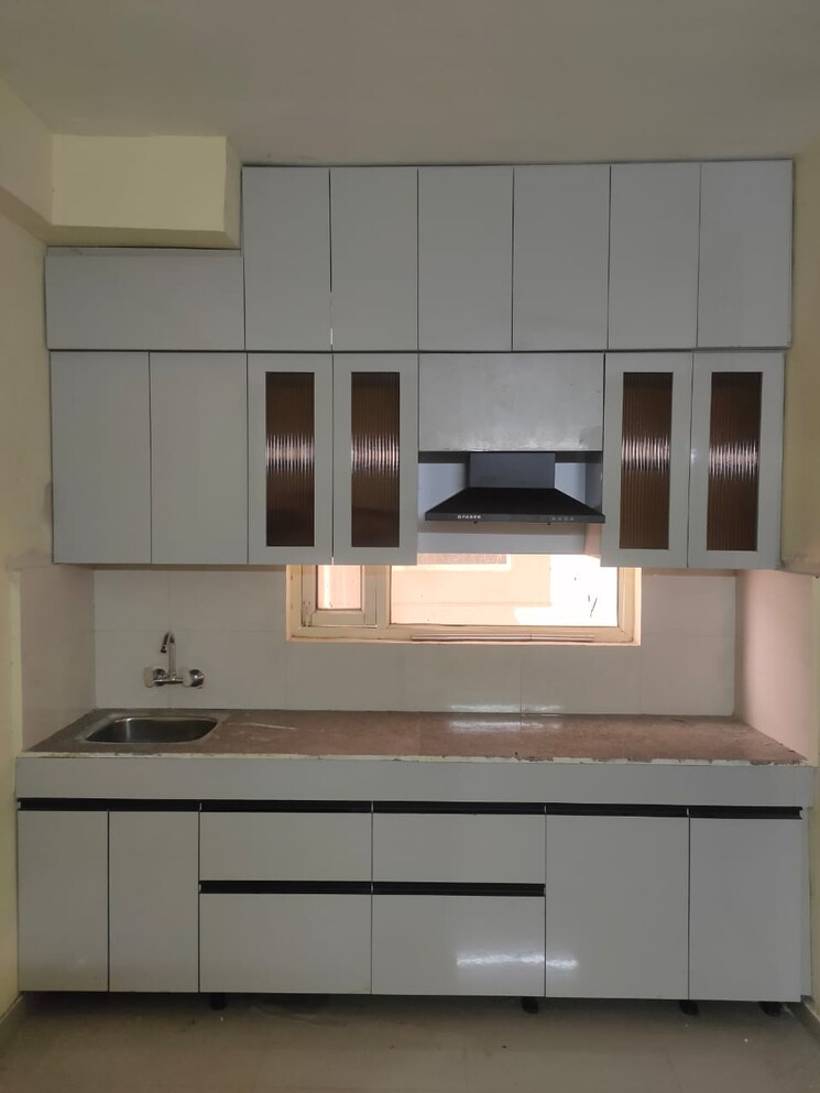 Kitchen, pyramid-pride 2 Bedroom 698 Sq.Ft. Apartment In Sector 76 Gurgaon 9614126