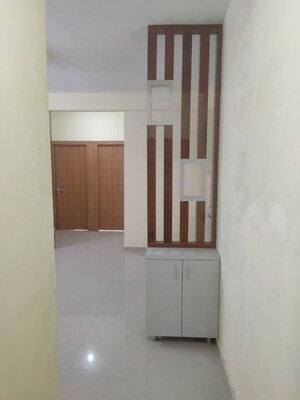 Room in 2 BHK Apartment at Pyramid Pride, Sector 76 – for Rent