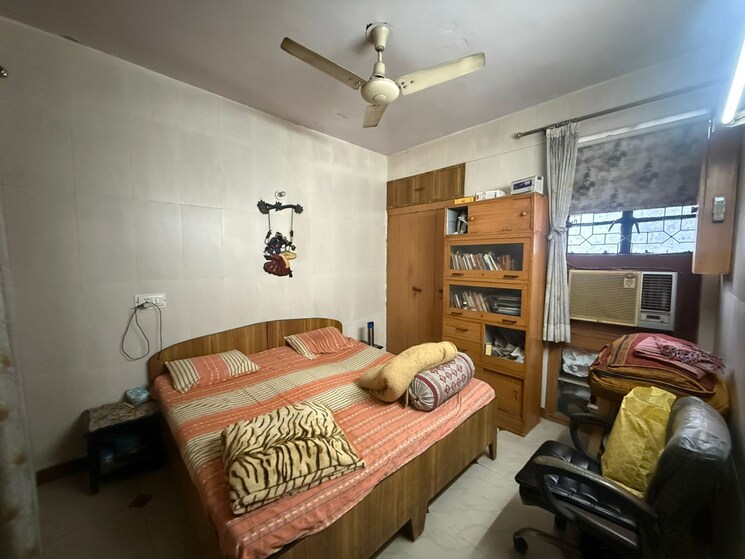 Bedroom, paschim vihar 2 Bedroom 1100 Sq.Ft. Apartment In Paschim Vihar Delhi 9614101