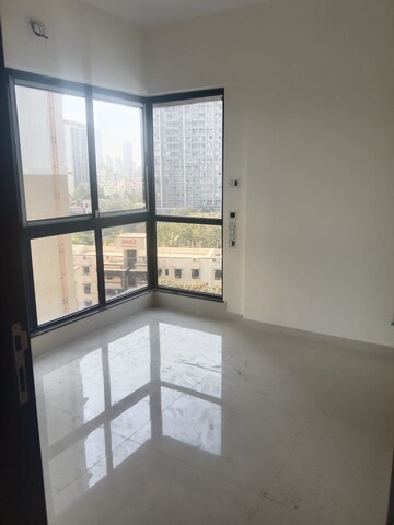 Room in 2 BHK Apartment at V3 Shiv Parbat, Dahisar East – for Sale