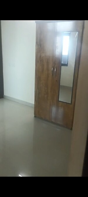 Room in 2 BHK Apartment at Vasu Fortune Residency, Raj Nagar Extension – for Rent