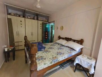 Bedroom in 1 BHK Apartment at Santacruz West – for Rent