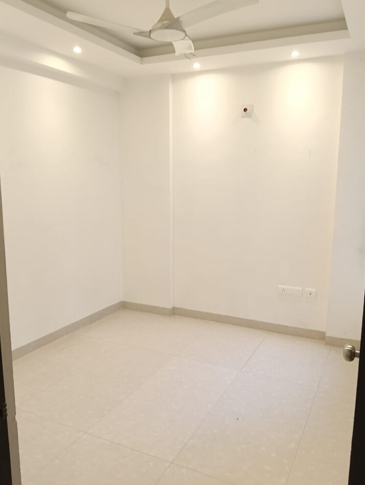 Room, shubh-homes-urban-royale 2 Bedroom 900 Sq.Ft. Apartment In Shahpur Bamheta Ghaziabad 9614499