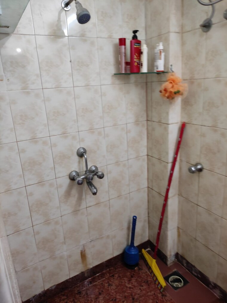 Bathroom, julian-alps 2 Bedroom 710 Sq.Ft. Apartment In Bhakti Park Mumbai 9614445