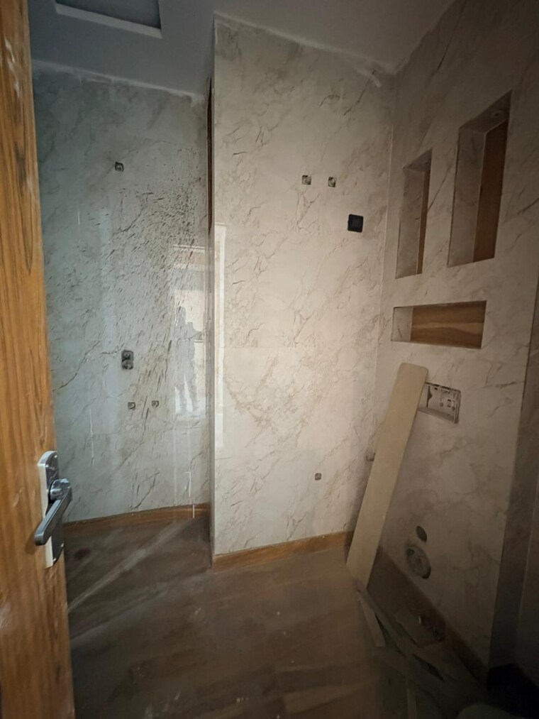 Bathroom, bptp-district-3 3 Bedroom 1648 Sq.Ft. Builder Floor In Sector 85 Faridabad 9614640
