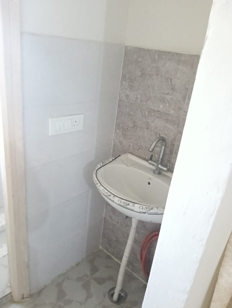 Bathroom, aditya-vrinda-homes-phase-2 1 Bedroom 338 Sq.Ft. Apartment In Shahpur Bamheta Ghaziabad 9614625