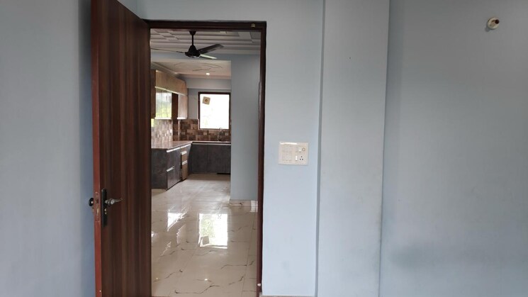 Kitchen, sector 40 2 Bedroom 1400 Sq.Ft. Builder Floor In Sector 40 Gurgaon 9614586