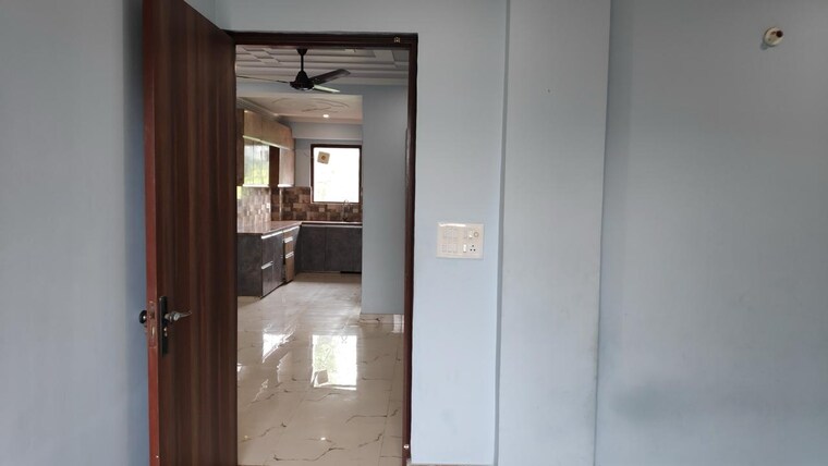 Kitchen, sector 40 2 Bedroom 1400 Sq.Ft. Builder Floor In Sector 40 Gurgaon 9614586