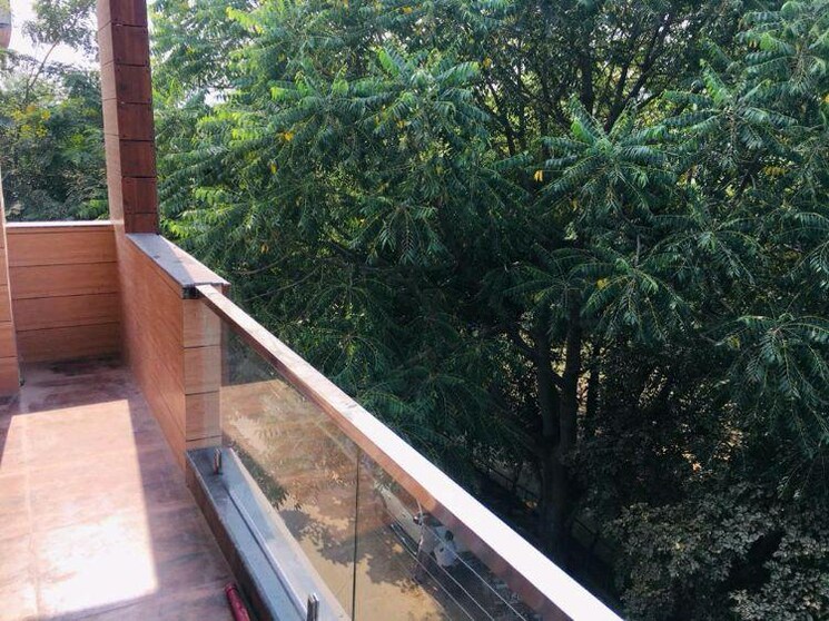 Balcony, sector 40 2 Bedroom 1400 Sq.Ft. Builder Floor In Sector 40 Gurgaon 9614586