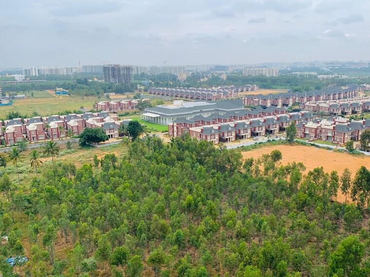 Exterior View, prestige-lakeside-habitat 3 Bedroom 1655 Sq.Ft. Apartment In Varthur Bangalore 9614658