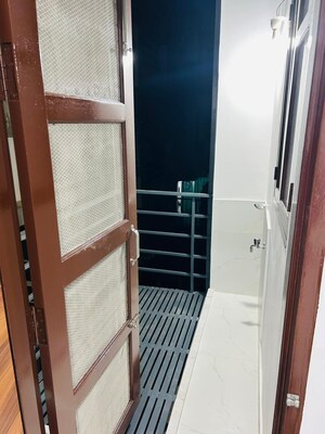 Balcony in 2 BHK Builder Floor at Sector 46 – for Rent