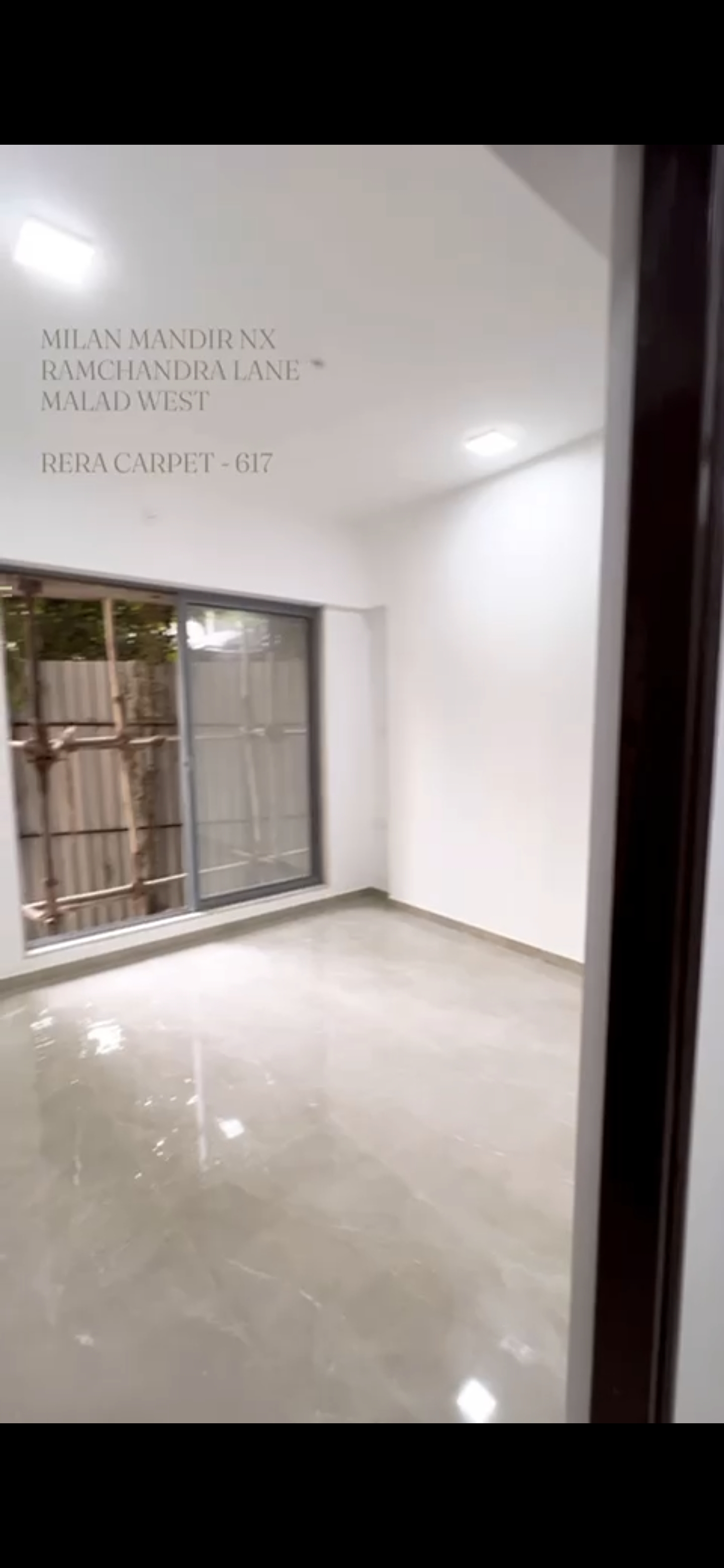 2 BHK Builder Floor For Sale in Malad West
