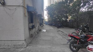 Parking in 1 RK Apartment at Balkrishna Kunj CHS, Balkum Pada – for Rent
