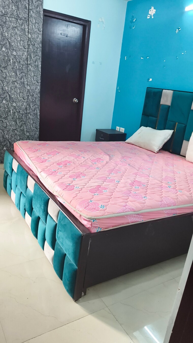 Bedroom, windsor-paradise-2 2 Bedroom 990 Sq.Ft. Apartment In Raj Nagar Extension Ghaziabad 9614717