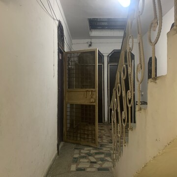 Building Lobby in 1 RK Builder Floor at Katwaria Sarai – for Rent