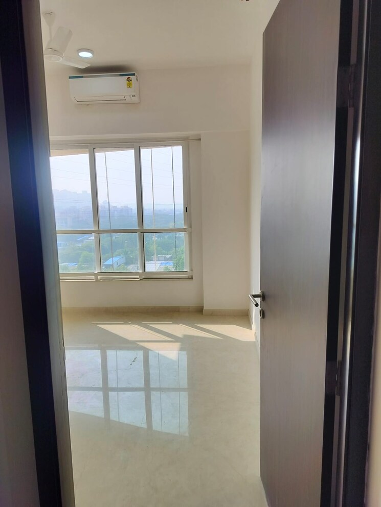 Room, kalpataru-radiance 3 Bedroom 1300 Sq.Ft. Apartment In Goregaon West Mumbai 9614751