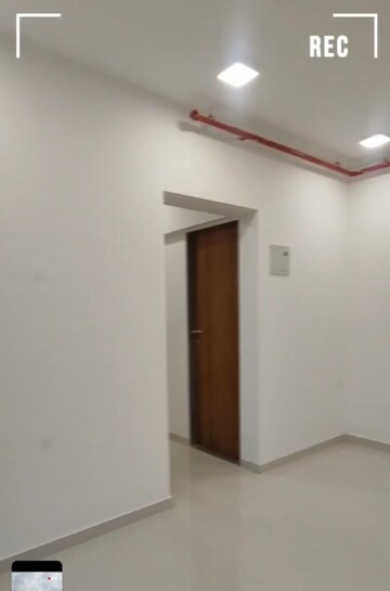 Room in 3 BHK Apartment at Rakesh CHS Kandivali, Kandivali West – for Sale