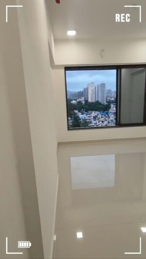 Room in 3 BHK Apartment at Rakesh CHS Kandivali, Kandivali West – for Sale