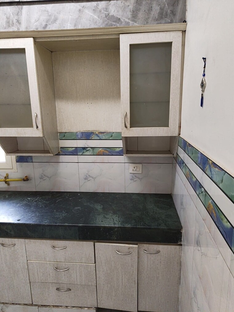 Kitchen, irwo-classic-apartment 2 Bedroom 800 Sq.Ft. Apartment In Sector 57 Gurgaon 9614852