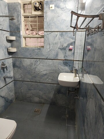 Bathroom in 2 BHK Apartment at IRWO Classic Apartment, Sector 57 – for Rent