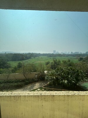 Balcony in 2.5 BHK Apartment at Oberoi Realty Woods, Goregaon East – for Rent