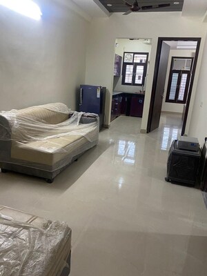 Living Room in 2 BHK Builder Floor at Sector 40 – for Rent