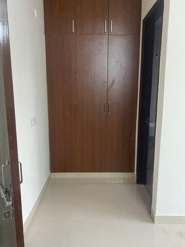 Room in 2 BHK Builder Floor at Sector 40 – for Rent