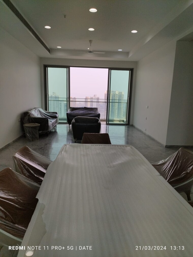 Dining area, kalpataru-avana 4 Bedroom 2645 Sq.Ft. Apartment In Parel Mumbai 9614886