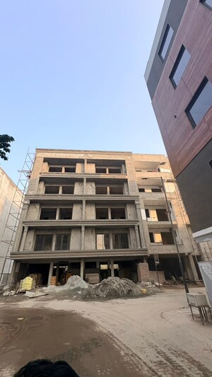 3 BHK Builder Floor For Sale in BPTP District 3, Sector 85