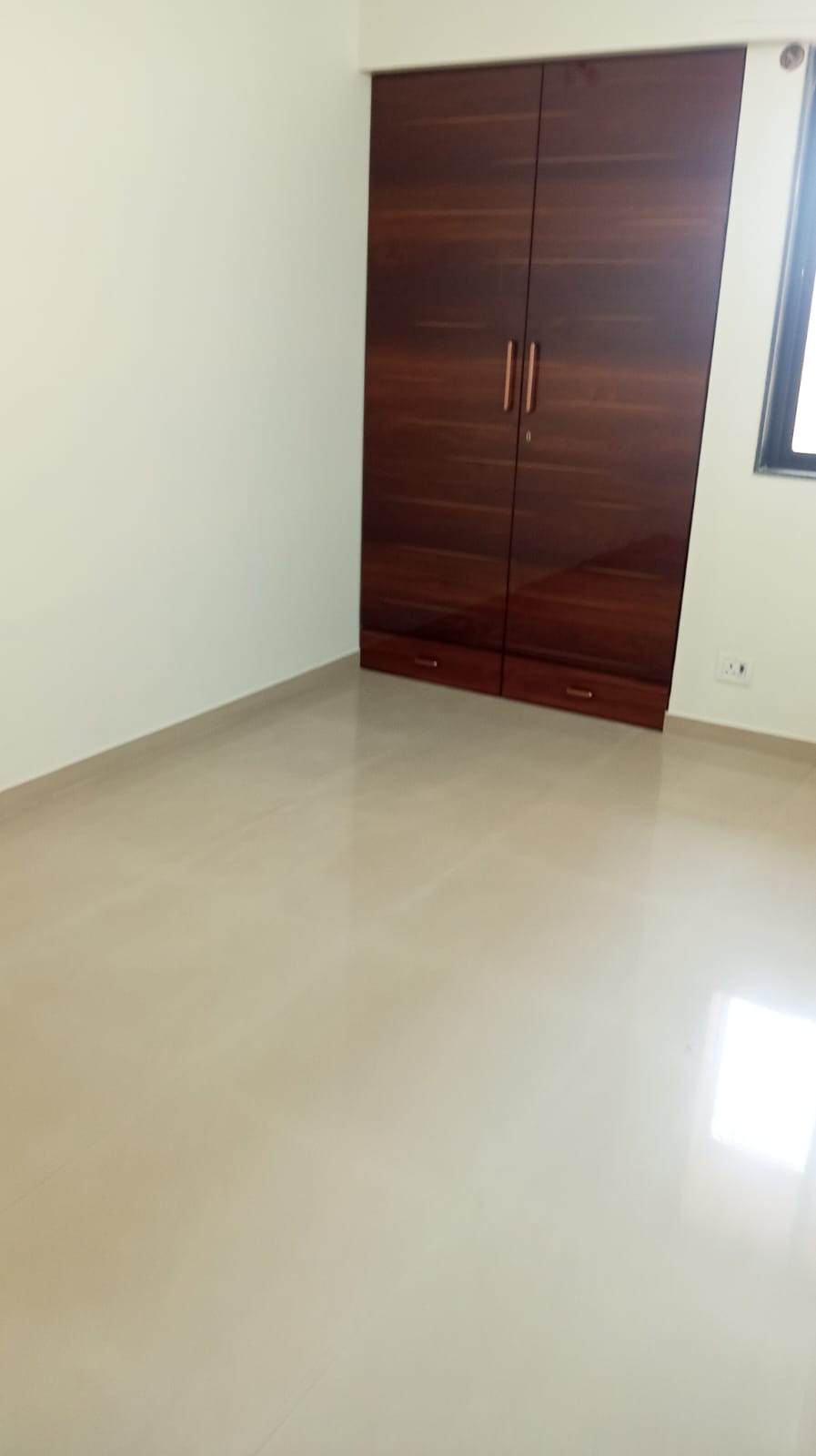 1 BHK Apartment For Sale in Raunak Towers Naupada