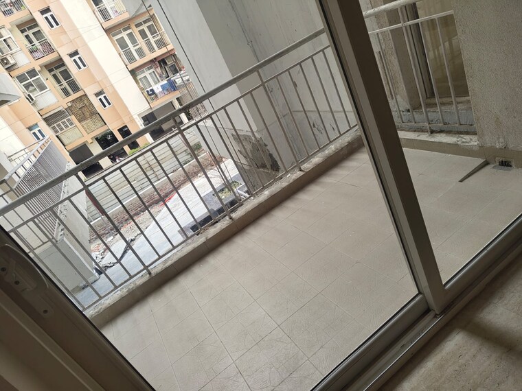Balcony, sector 77 3.5 Bedroom 1702 Sq.Ft. Apartment In Sector 77 Faridabad 9615037