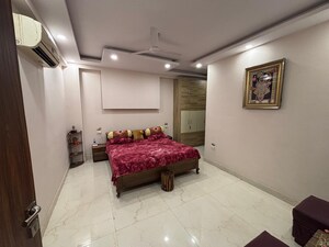 4 BHK Builder Floor For Rent in Green Fields Colony