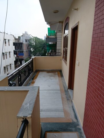Balcony in 2 BHK Builder Floor at Sector 45 – for Rent