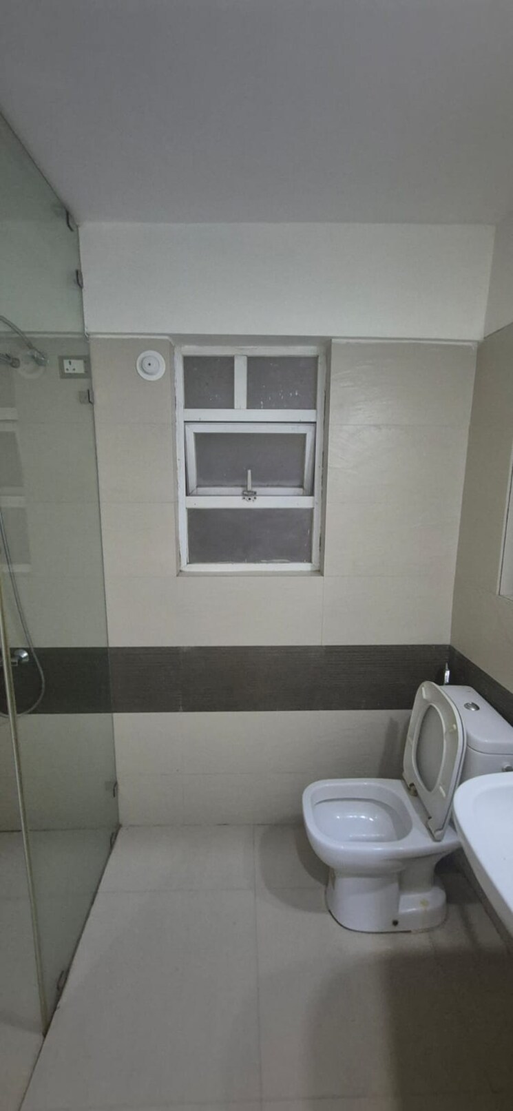 Bathroom, vascon-forest-county 2 Bedroom 1000 Sq.Ft. Apartment In Kharadi Pune 9615244