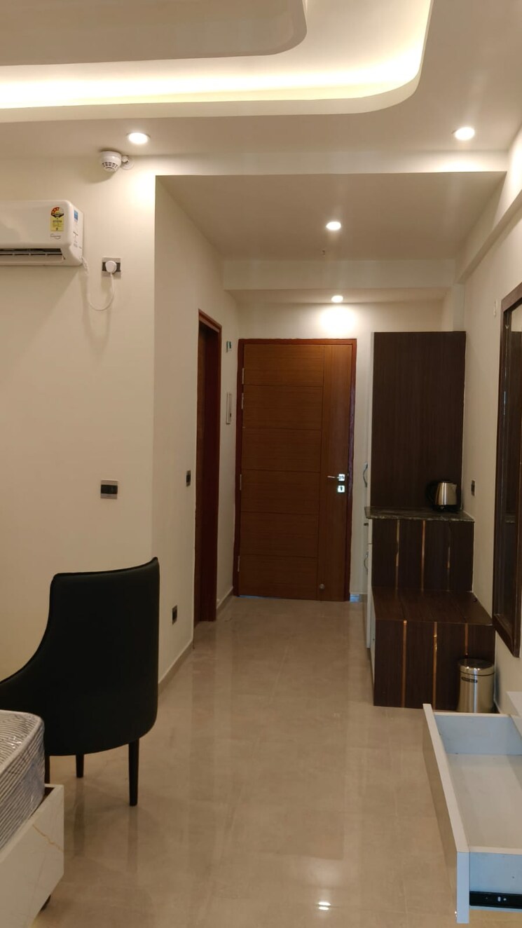 Living Room, omaxe-hazratganj Commercial Office Space in IT/SEZ 265 Sq.Ft. In Gomti Nagar Lucknow 9615221