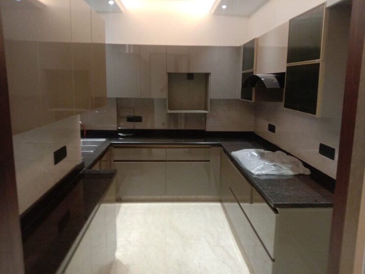 Kitchen, safdarjung development area 3 Bedroom 2500 Sq.Ft. Apartment In Safdarjung Development Area Delhi 9615235