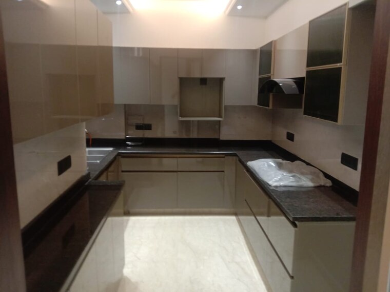 Kitchen, safdarjung development area 3 Bedroom 2500 Sq.Ft. Apartment In Safdarjung Development Area Delhi 9615235