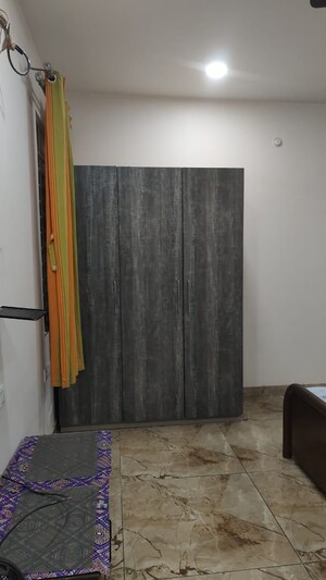 Room in  Pg at Gomti Nagar – for Rent