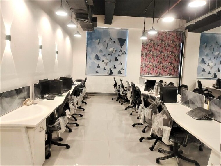 Team Area, senapati bapat road Commercial Office Space 6300 Sq.Ft. In Senapati Bapat Road Pune 9615264