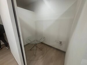 Room in  Office Space at Netaji Subhash Place – for Rent