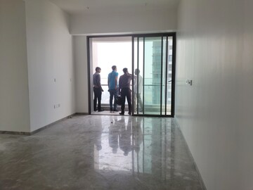 Room in 2 BHK Apartment at Prestige Jasdan Classic, Mahalaxmi – for Rent