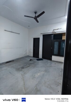 Room in 3 BHK Independent House at RWA Apartments Sector 51, Sector 51 – for Rent