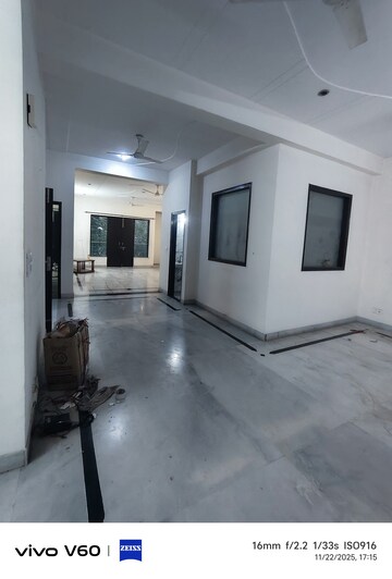 Room in 3 BHK Independent House at RWA Apartments Sector 51, Sector 51 – for Rent