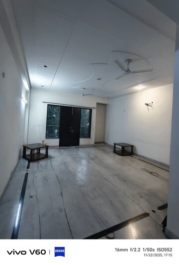 Room in 3 BHK Independent House at RWA Apartments Sector 51, Sector 51 – for Rent