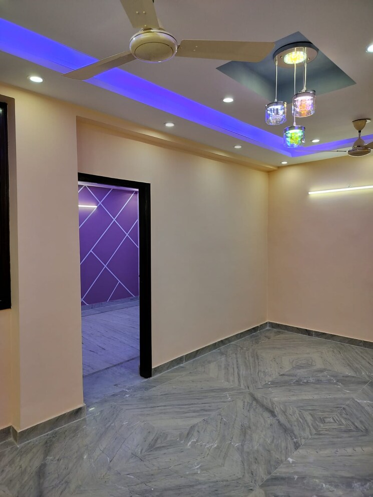 Bedroom, rwa-sangam-vihar-block-a 2 Bedroom 100 Sq.Yd. Builder Floor In Sangam Vihar Delhi 9615491