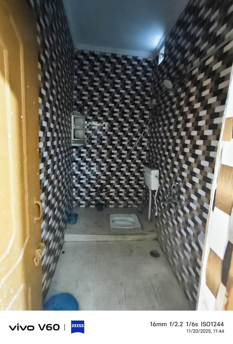 Bathroom, rwa-apartments-sector-41 2 Bedroom 130 Sq.Mt. Independent House In Sector 41 Noida 9615480