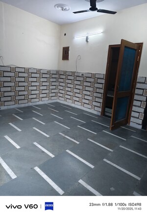 2 BHK Independent House For Rent in RWA Apartments Sector 41, Sector 41